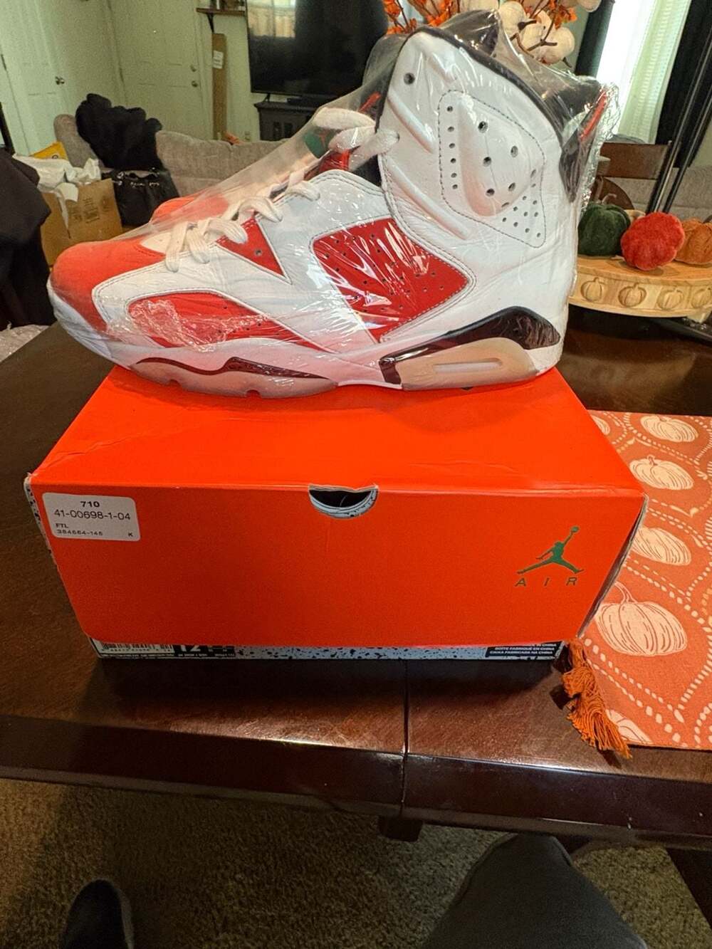 Air Jordan 6 Retro Gatorade Like Mike White Orange Sneakers - Picture 9 of 10